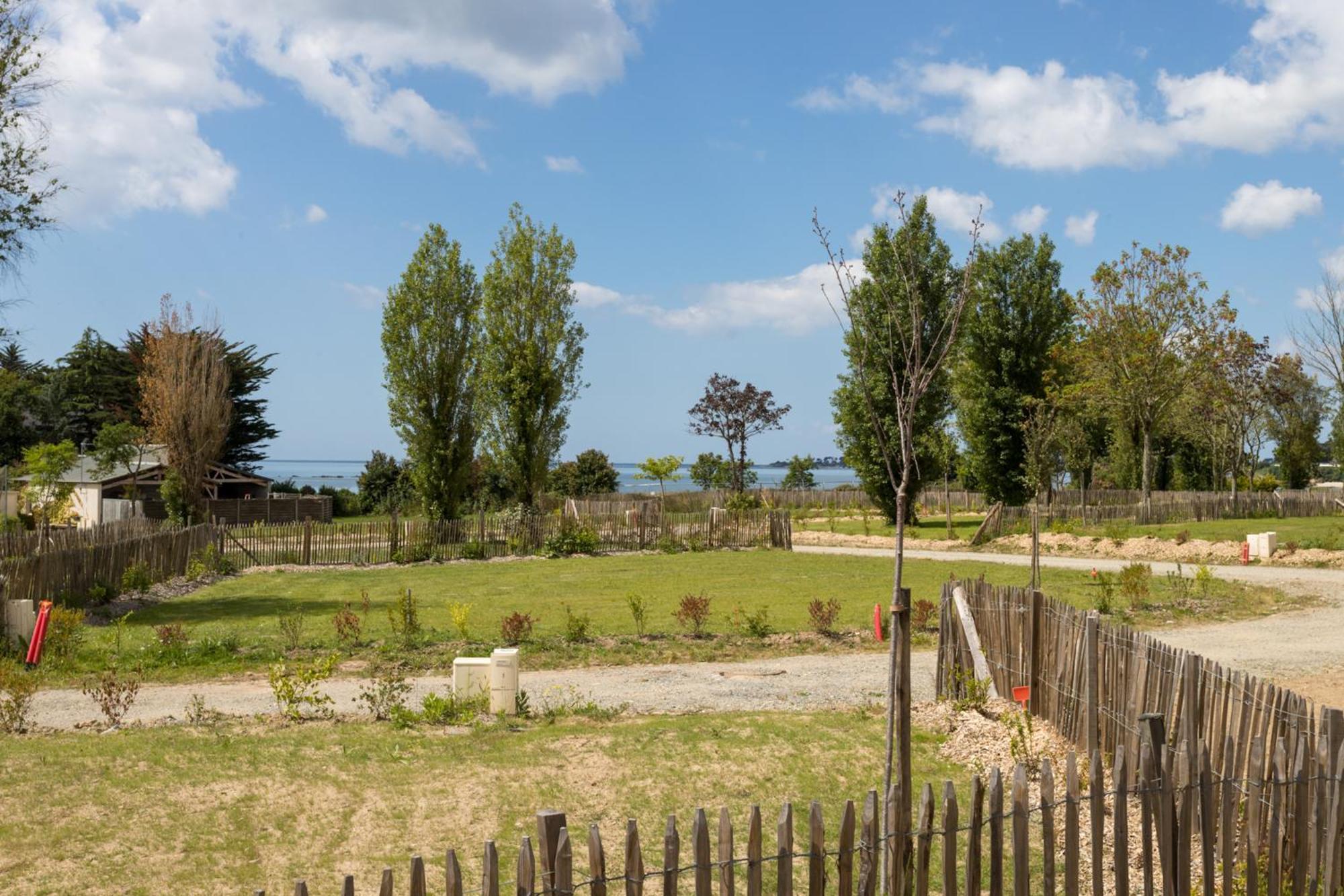 Ambon Villa Neuve Avec 3 Chambres Et Terrasse A 100 M De La Plage De Betahon מראה חיצוני תמונה